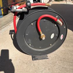Retractable 3/8 Air Hose Reel - Never Used 