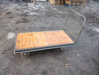 Good Condition Heavy Duty Push Cart  125$