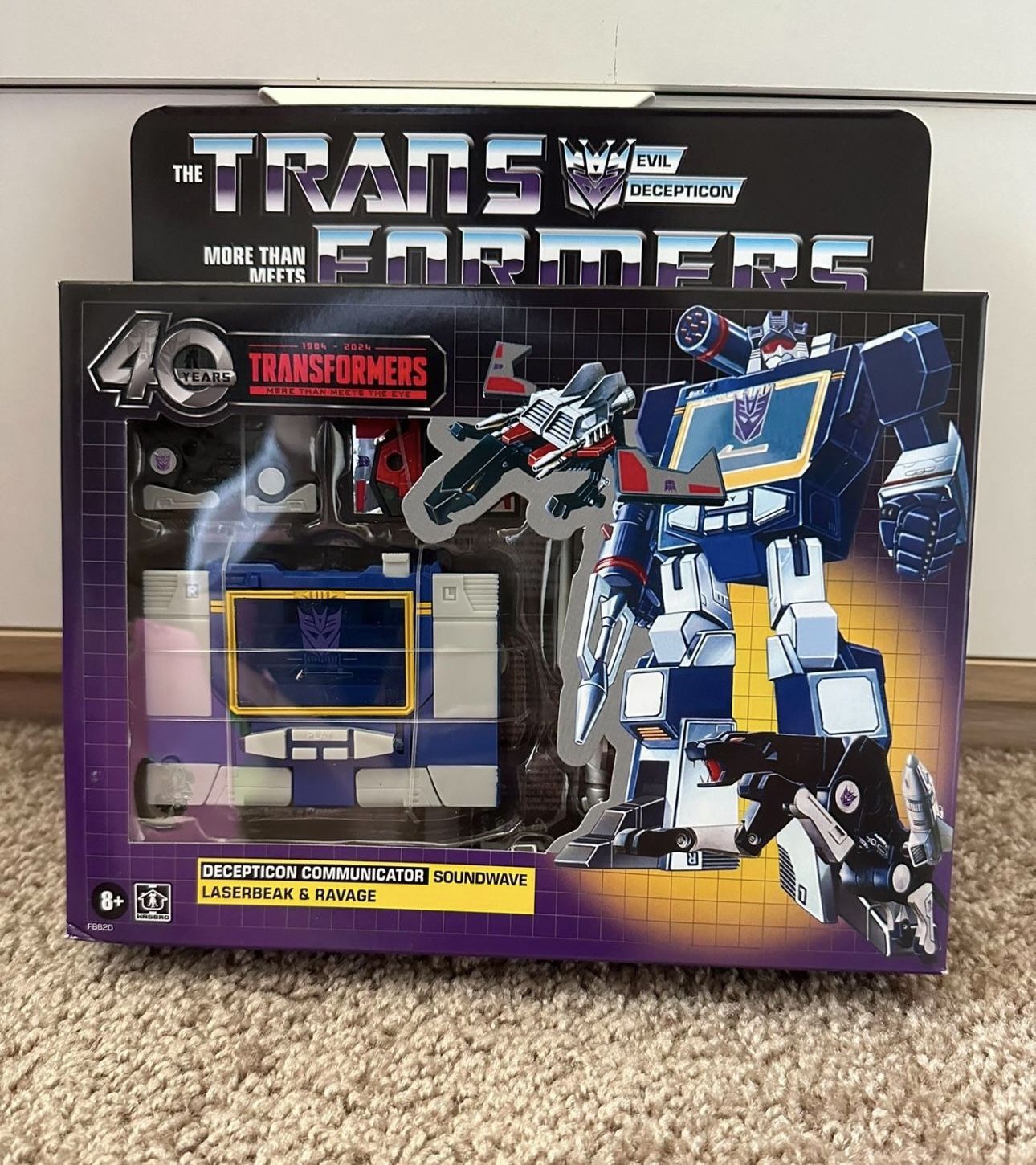 Transformers 40th Anniversary Retro G1 Soundwave with Laserbeak & Ravage