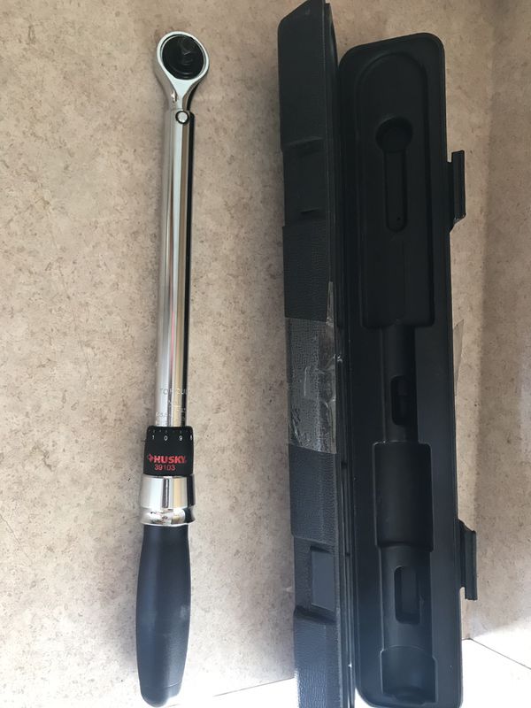 Husky 39103 3/8 torque wrench for Sale in El Paso, TX - OfferUp