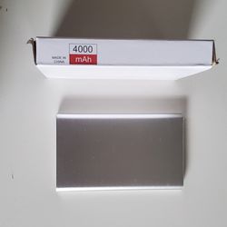 New And Never Use 4A Fast Charger Power Bank