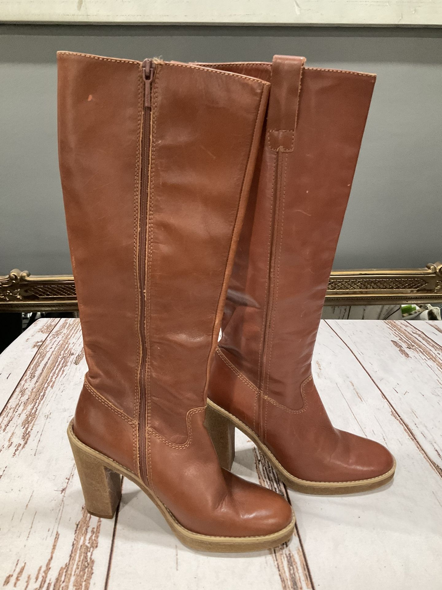 ZARA MADE IN SPAIN LEATHER BOOTS