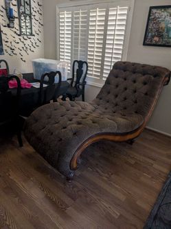 Vintage styled chaise longue
