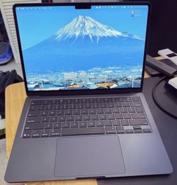 2025 MacBook Air 13 inch 256gb 16gb RAM