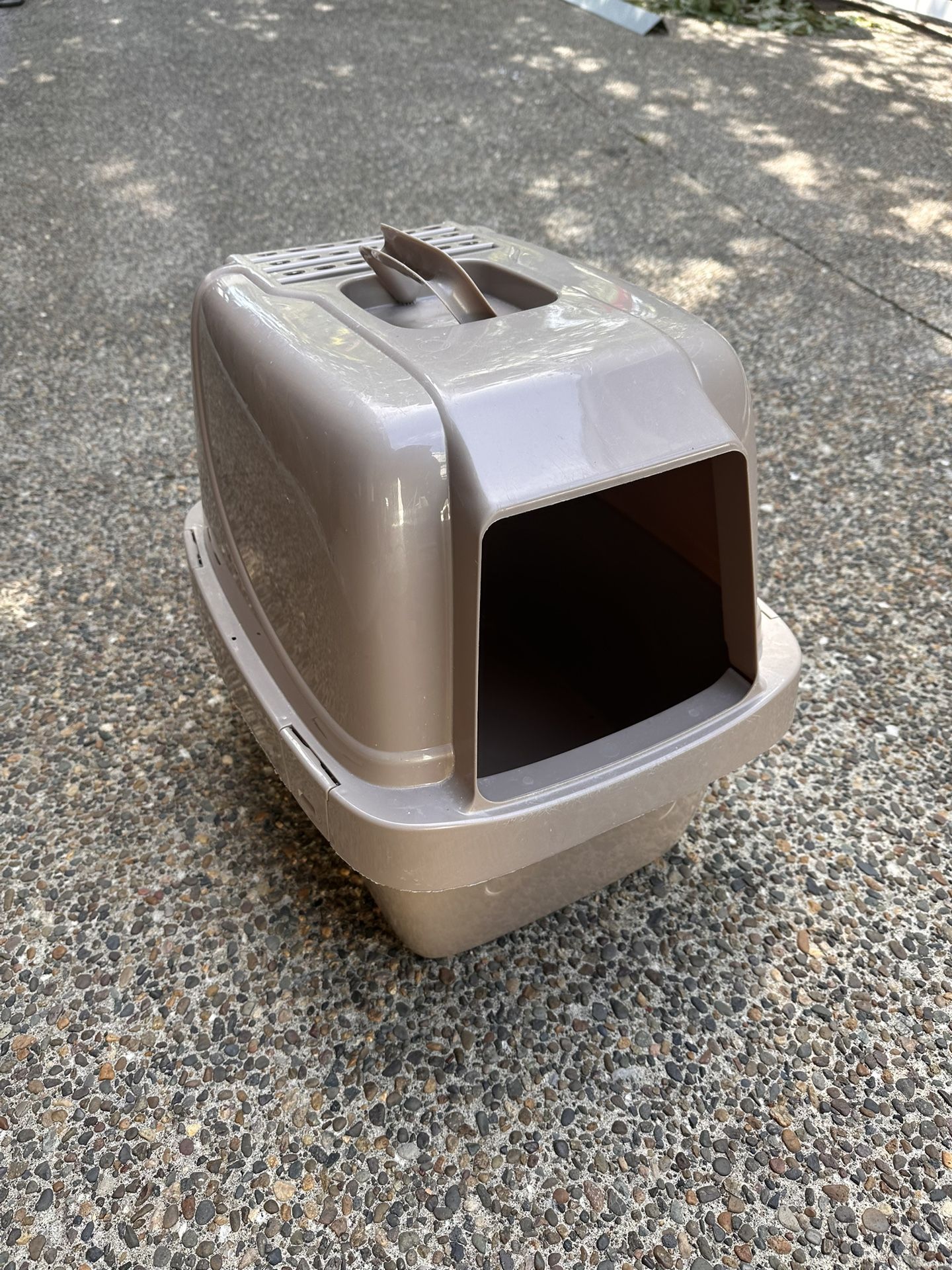 L Kitty Litter Box W/ Cap
