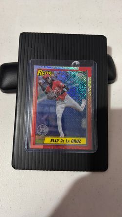 Elly De La Cruz Topps Chrome Baseball Card