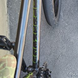 Signature Fit Str Bike Black Camo Seat And 4 Piece Chrome Handle Bars