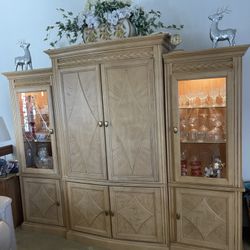 3pc Living room Entertainment & Storage Armoire 