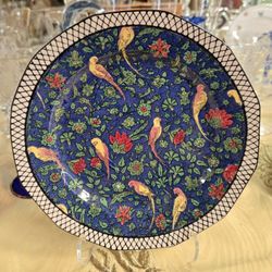 8 1/2" Royal Doulton Plate