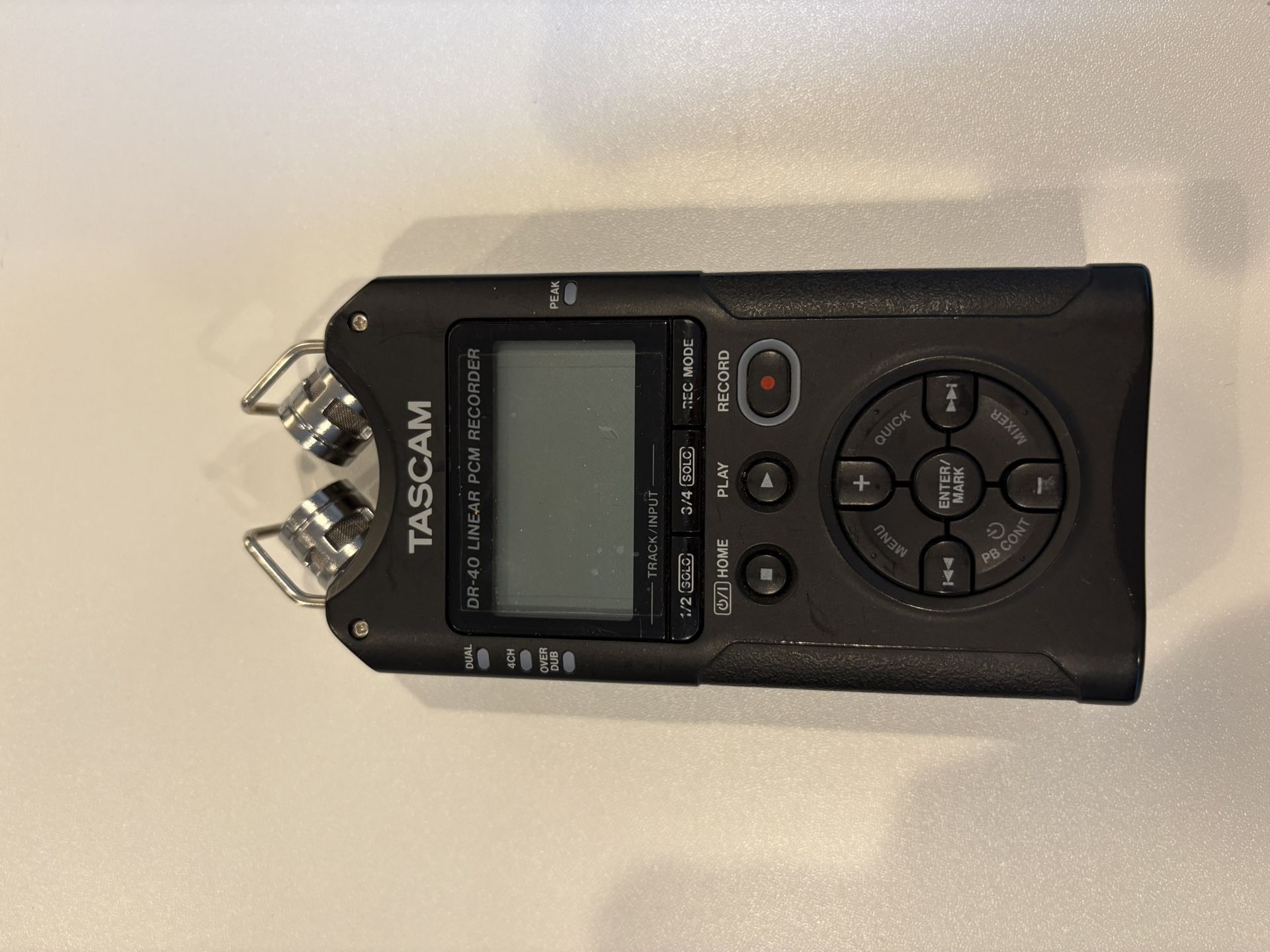 Tascam DR-40 Audio Recorder