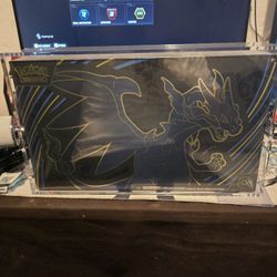 Charizard  Box