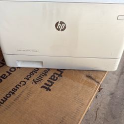 HP  Color Laser Jet Pro M452dn