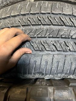 Pair of tires 275 55 20