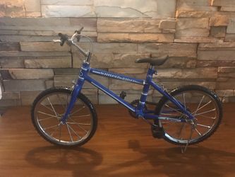 Whisper Rider X Speed 2000 Diecast Model Toy Bike