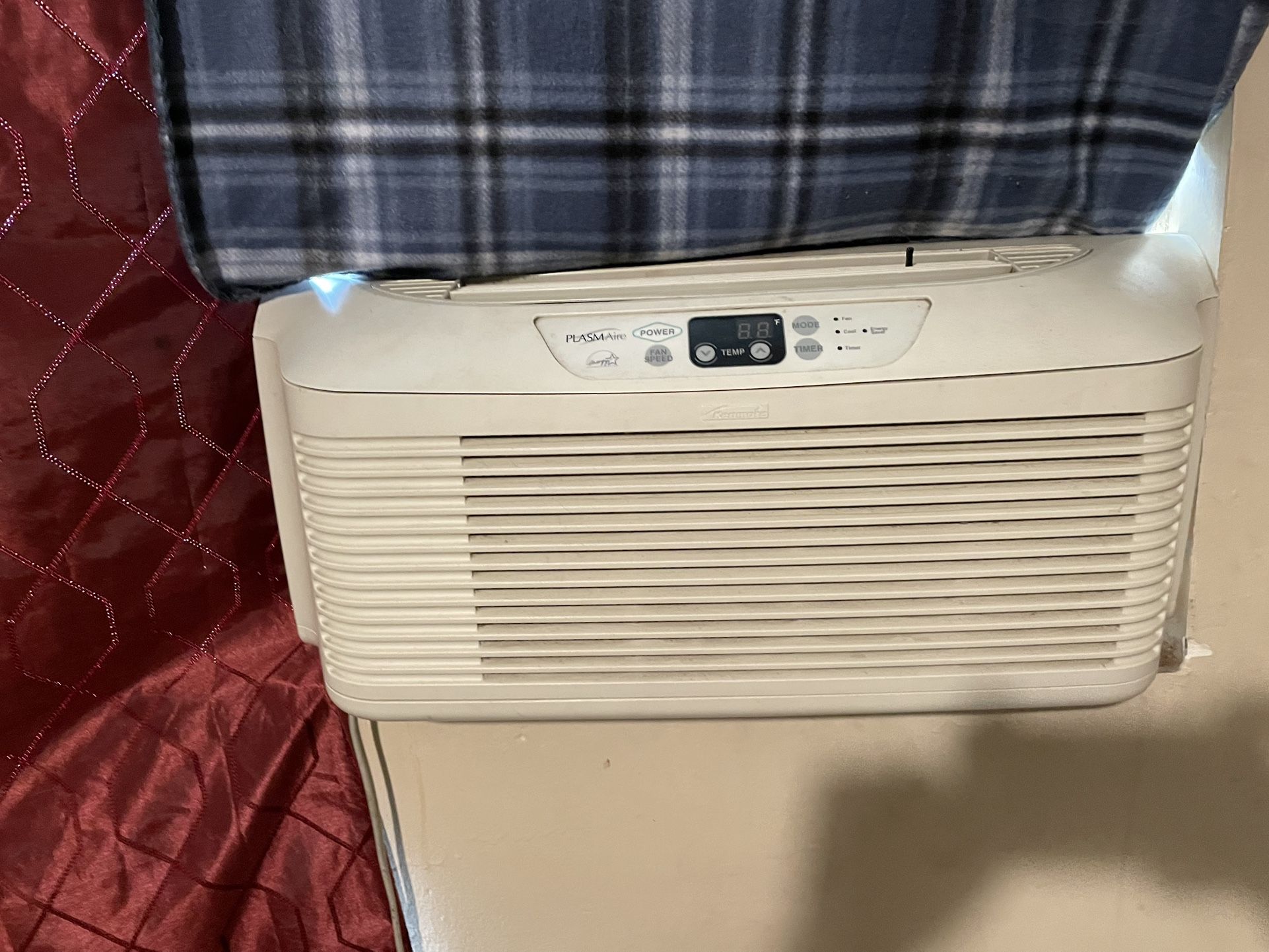 AC UNIT