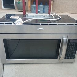 30" Wide Over Range Micowave/Vent Hood Combo. New At Home Depot For $479. Asking $150.