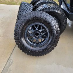 XD135 5x139.7 or 5x5.5 Goodyear 35x12.5R17 Tires, Wheels, Rims