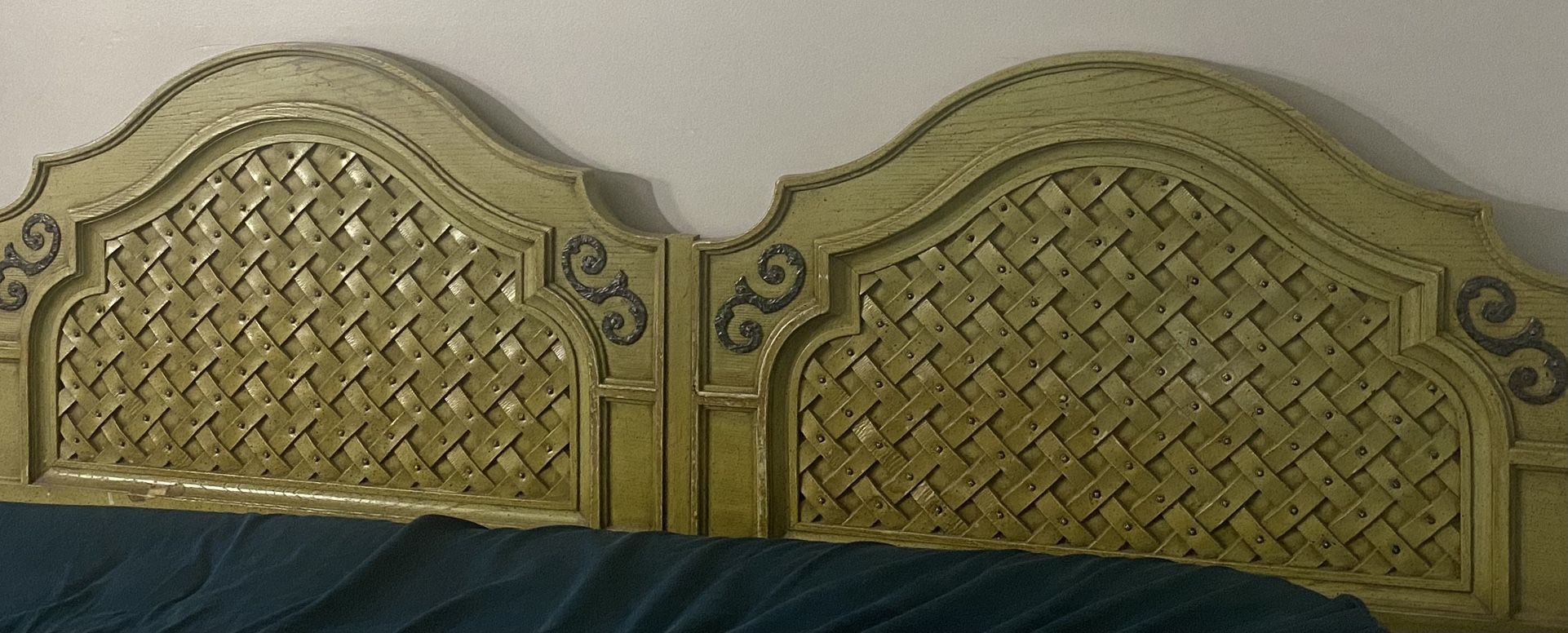 Vintage French California King Bed Frame With Furniture 