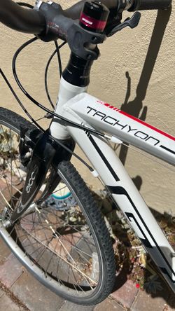GT Tachyon 2.0 bike