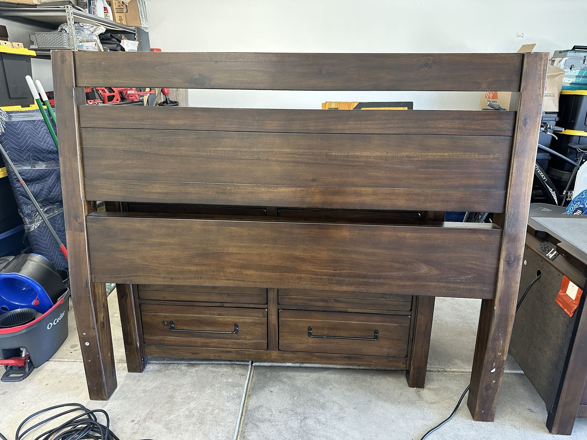 Ashley Brown Wood Queen Bedroom Set- OBO