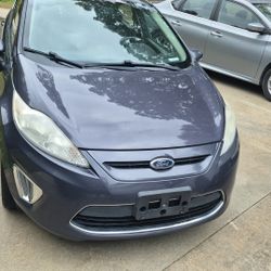 2015 Ford Fiesta