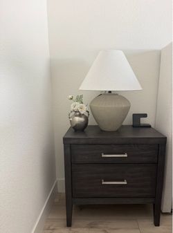 Night stands and dresser