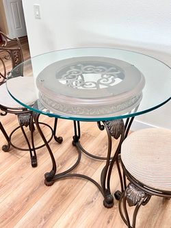 ELEGANT DINETTE SET - ROUND-GLASS TABLE
