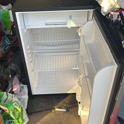 Working Mini Fridge
