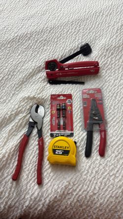 Milwaukee Tool Set with Stanley Tape Measure