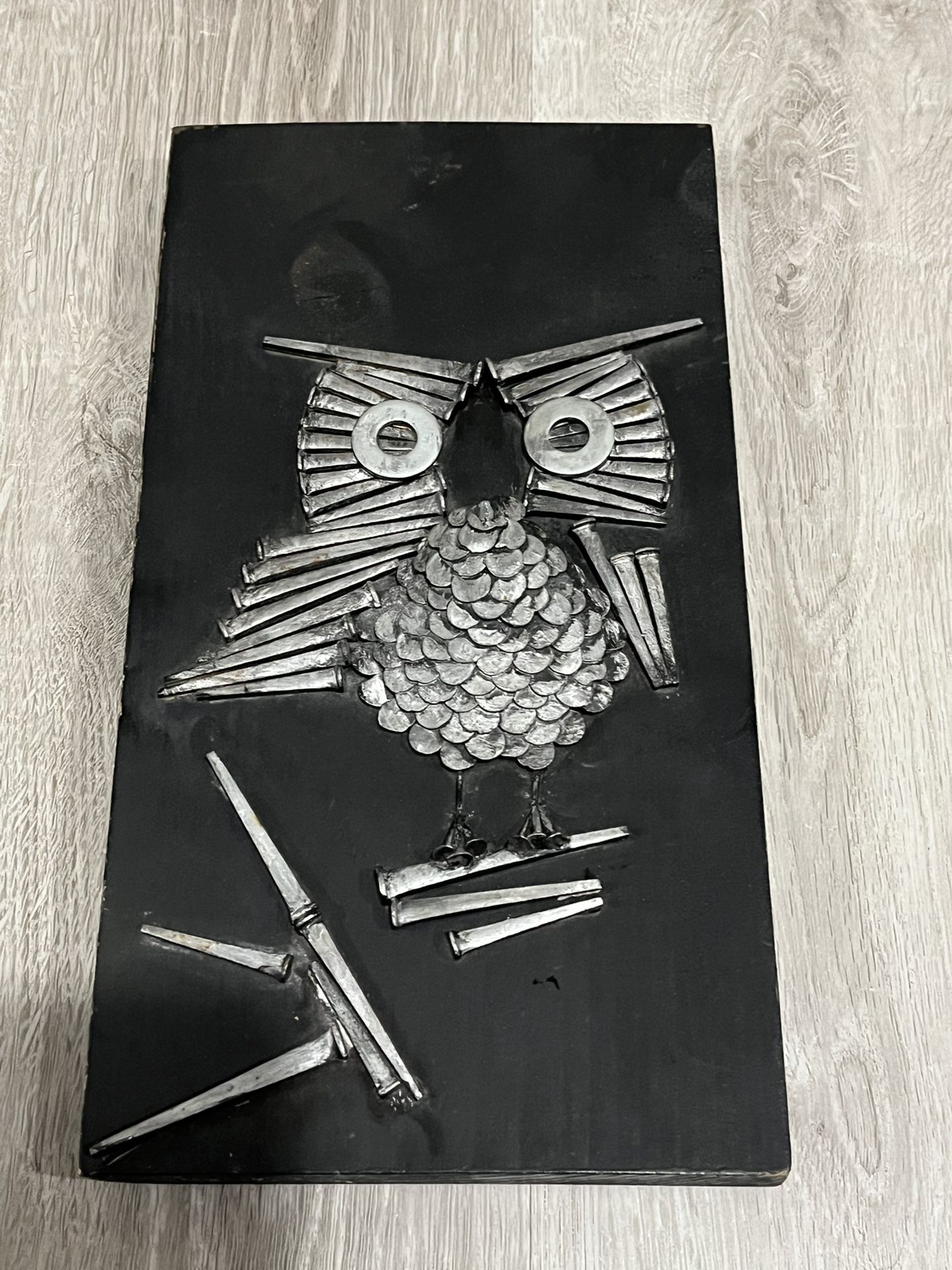 Vintage Nail Art Owl Wall Hanging
