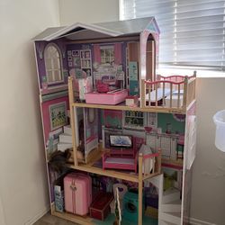 Wayfair 5’ 4’’ Dollhouse 