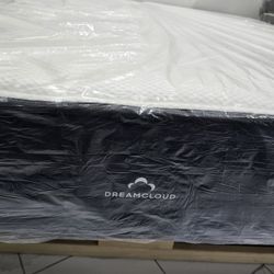 King Sizes Mattress And Box Spring 