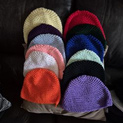 Handmade Crochet Hats Differents Colors For Adults 