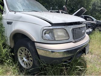 2003 FORD EXPEDITION PARTS!