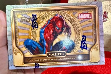 Topps sealed San Diego comic con minted box.