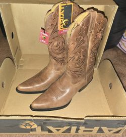 Ariat Womens Boots Size 8M Brand New w/tags