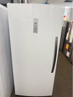 FRIGIDAIRE FREEZER 20Cu Ft ON SALE