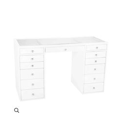Nail Desk