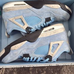 Jordan 4 University Blue