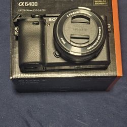 Sony A6400 Camera With 16-50mm Kit Lens & Accessories