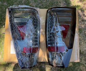 02-06 Chevy Avalanche Smoke LED Tail Lights
