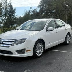 2010 Ford Fusion Hybrid 