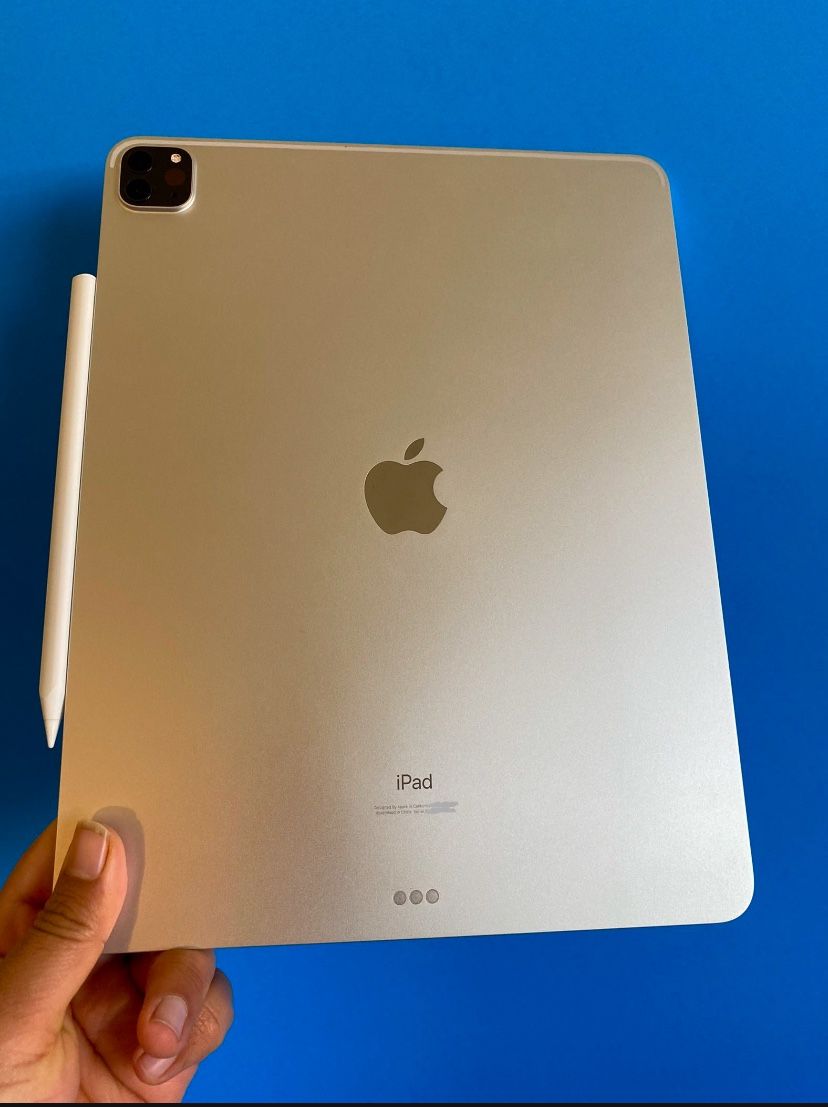 Apple IPad Pro 12.9” 5th Generation ( M1 chip / XDR display / 2021) 128GB with keyboard, pen &  Accessories (256GB $780/ 1TB $890) 