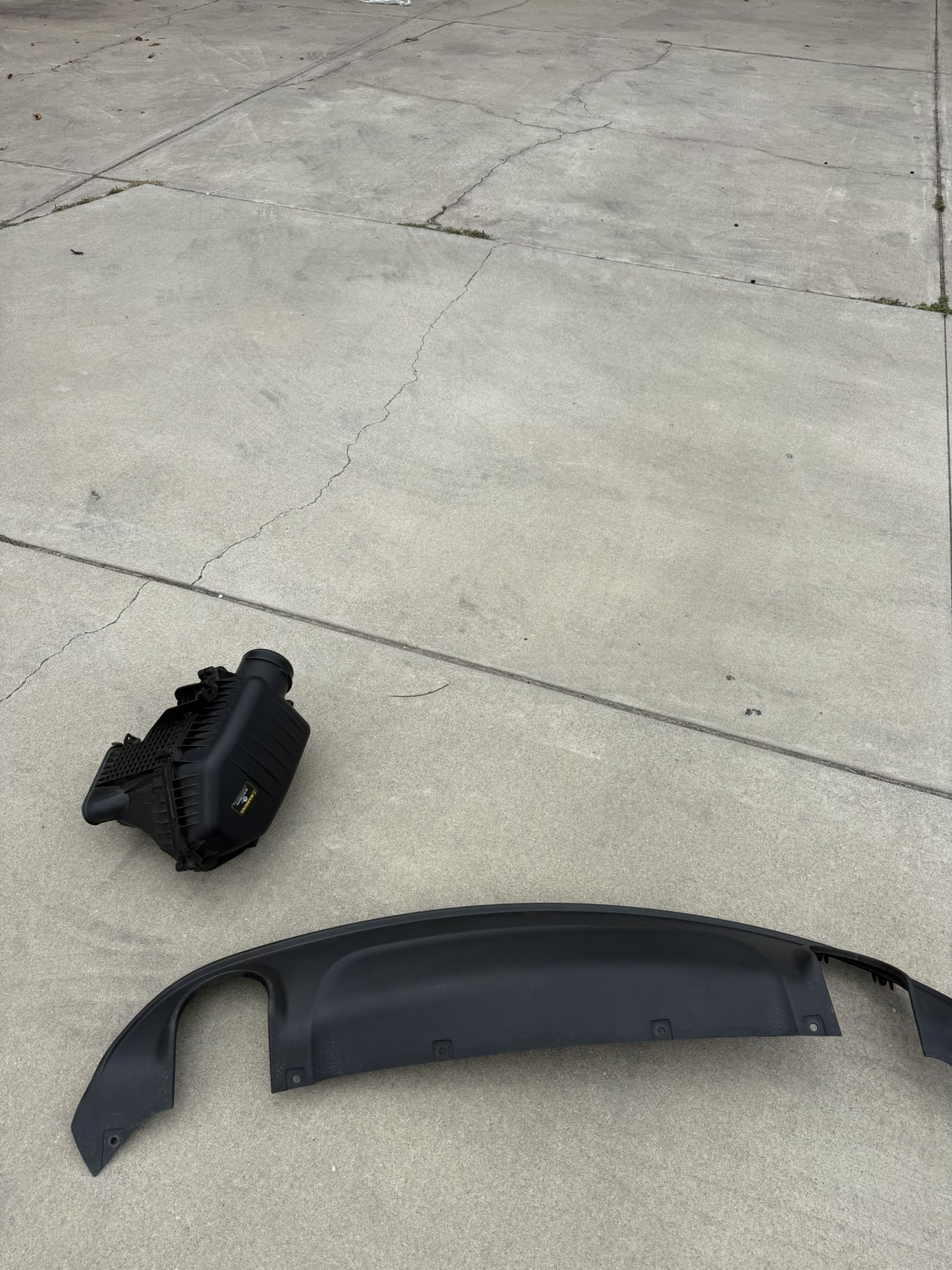 OEM 6.4L HEMI Intake And Rear Diffuser