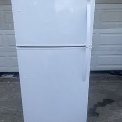 Delivery Available / Full Size Kenmore Fridge