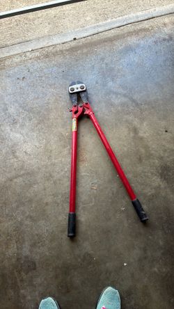 Industrial heavy commercial bolt cutter