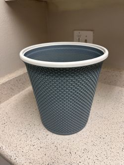 Small Trash Bin