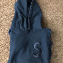 Supreme hoodie