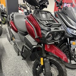 2025 SCOOTER MOPED TANK 150 OFFERS 