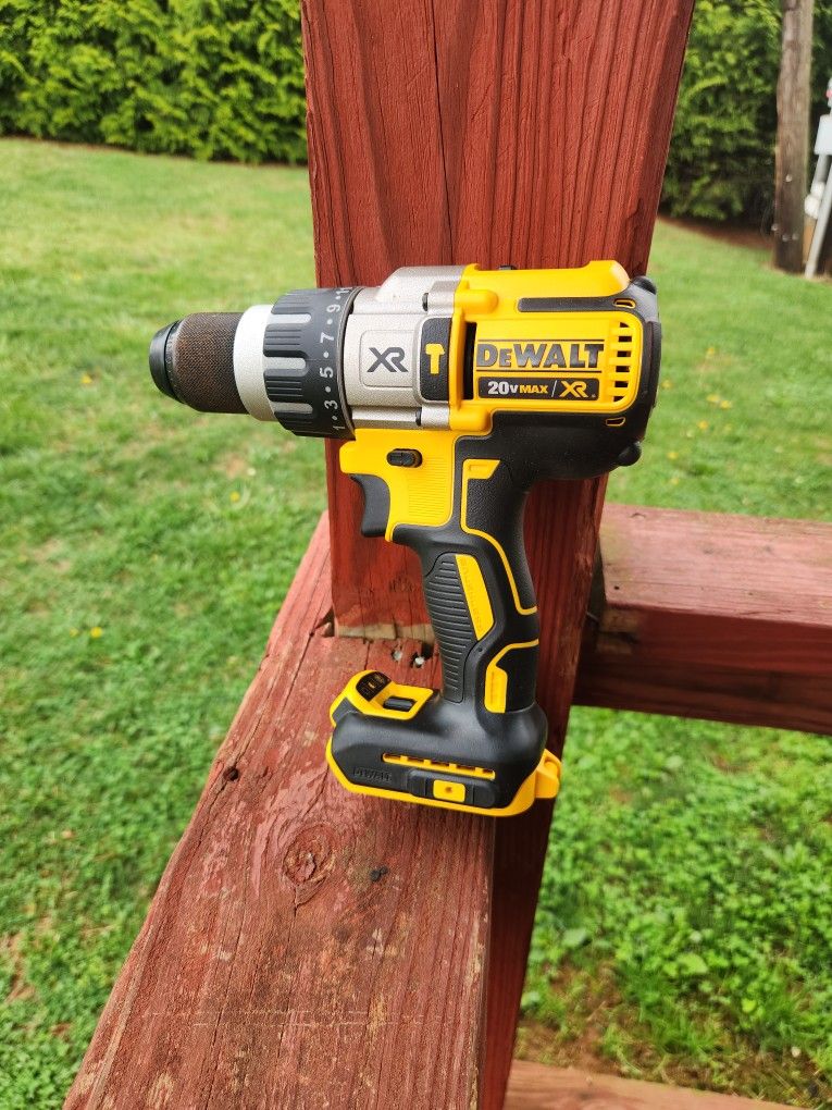 Dewalt 20v Xr Hammer Drill obo